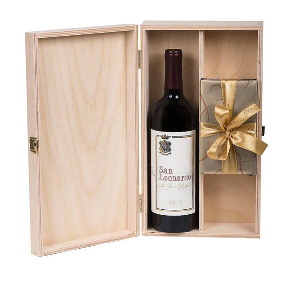 Ξύλινο κουτί με Ιταλικό κρασί και σοκολατάκια Leonidas