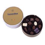 Χάρτινη λευκή καπελιέρα με χρυσό καπάκι και 400 γρ ποικιλία σοκολατάκια Leonidas