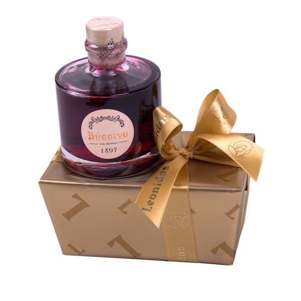 Κουτί με σοκολατάκια 750 γρ και λικέρ Πολυκαλά βύσσινο