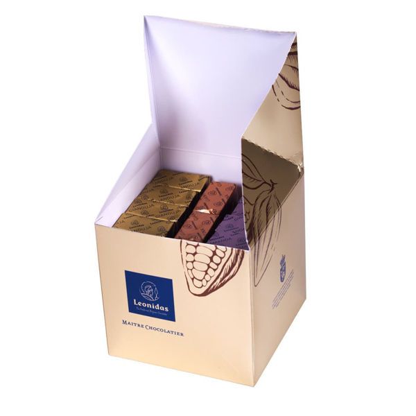 Χάρτινο χρυσό κουτί με 1 κιλό σοκολατάκια gianduja, giantina, giamanda Leonidas