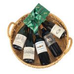 Δίσκος Polyrattan με Ελληνικά κρασιά και 1 κιλό σοκολατάκια Leonidas