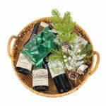 Δίσκος Polyrattan με Ελληνικά κρασιά και 1 κιλό σοκολατάκια Leonidas