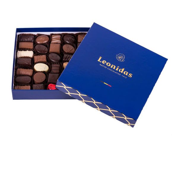 Χάρτινο μπλέ τετράγωνο κουτί Heritage M με 480 γρ σοκολατάκια Leonidas