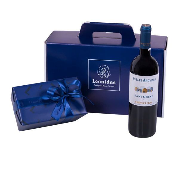 Χάρτινο κουτί Leonidas με σοκολατάκια και  λευκό κρασί Σαντορίνης Αργυρού Ασύρτικο