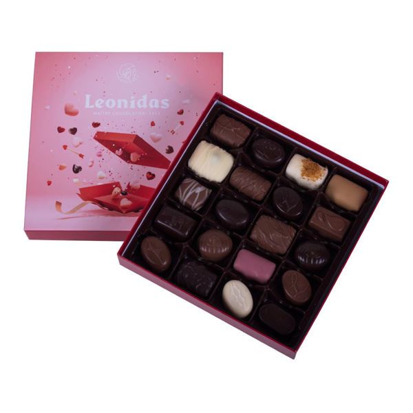Χάρτινο τετράγωνο κουτί Αγίου Βαλεντίνου με 320 γρ σοκολατάκια Leonidas