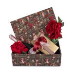 Κουτί υφασμάτινο με αμπαλάζ, ροζέ σαμπανια Moet & Chandon και 1 κιλό σοκολατάκια Leonidas