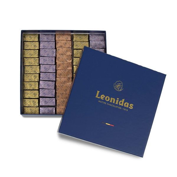 Χάρτινο μπλέ τετράγωνο κουτί Heritage M με 550 γρ. σοκολατάκια Leonidas  gianduja, giantina, giamanda Leonidas