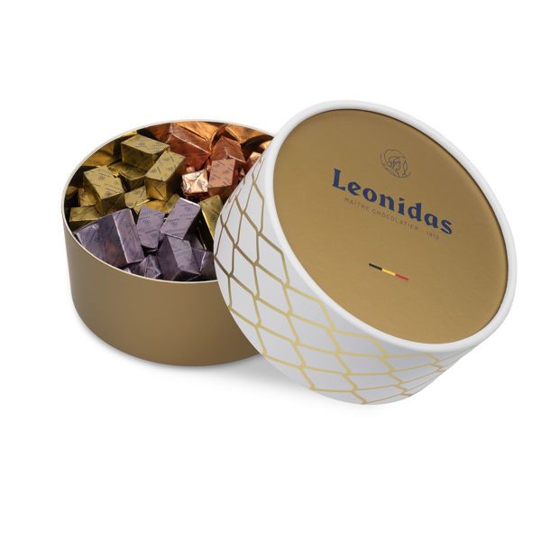 Χάρτινη λευκή καπελιέρα με χρυσό καπάκι και 800 γρ. σοκολατάκια gianduja, giantina, giamanda Leonidas