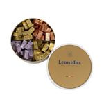 Χάρτινη λευκή καπελιέρα με χρυσό καπάκι και 800 γρ. σοκολατάκια gianduja, giantina, giamanda Leonidas