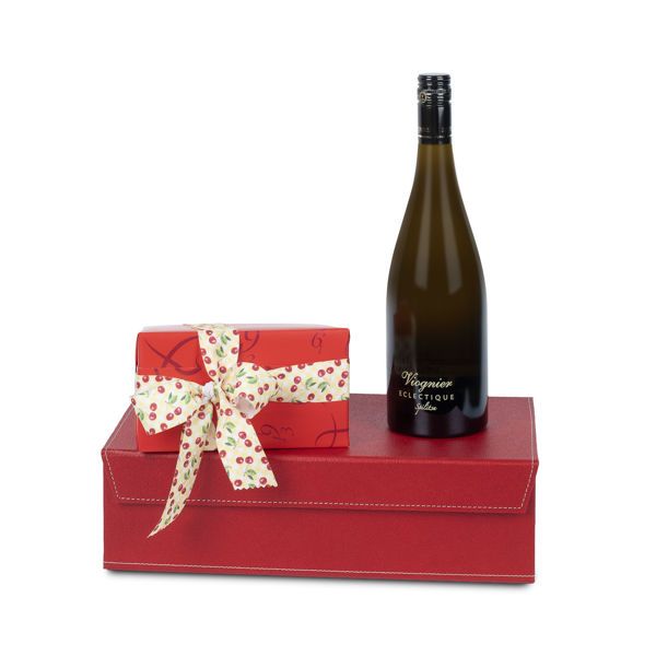 Κουτί με κρασί Σκούρας Viognier Eclectique και σοκολατάκια Leonidas