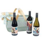 Μεταλλικό καλάθι με κρασιά Lapis Luna και σοκολατάκια Leonidas